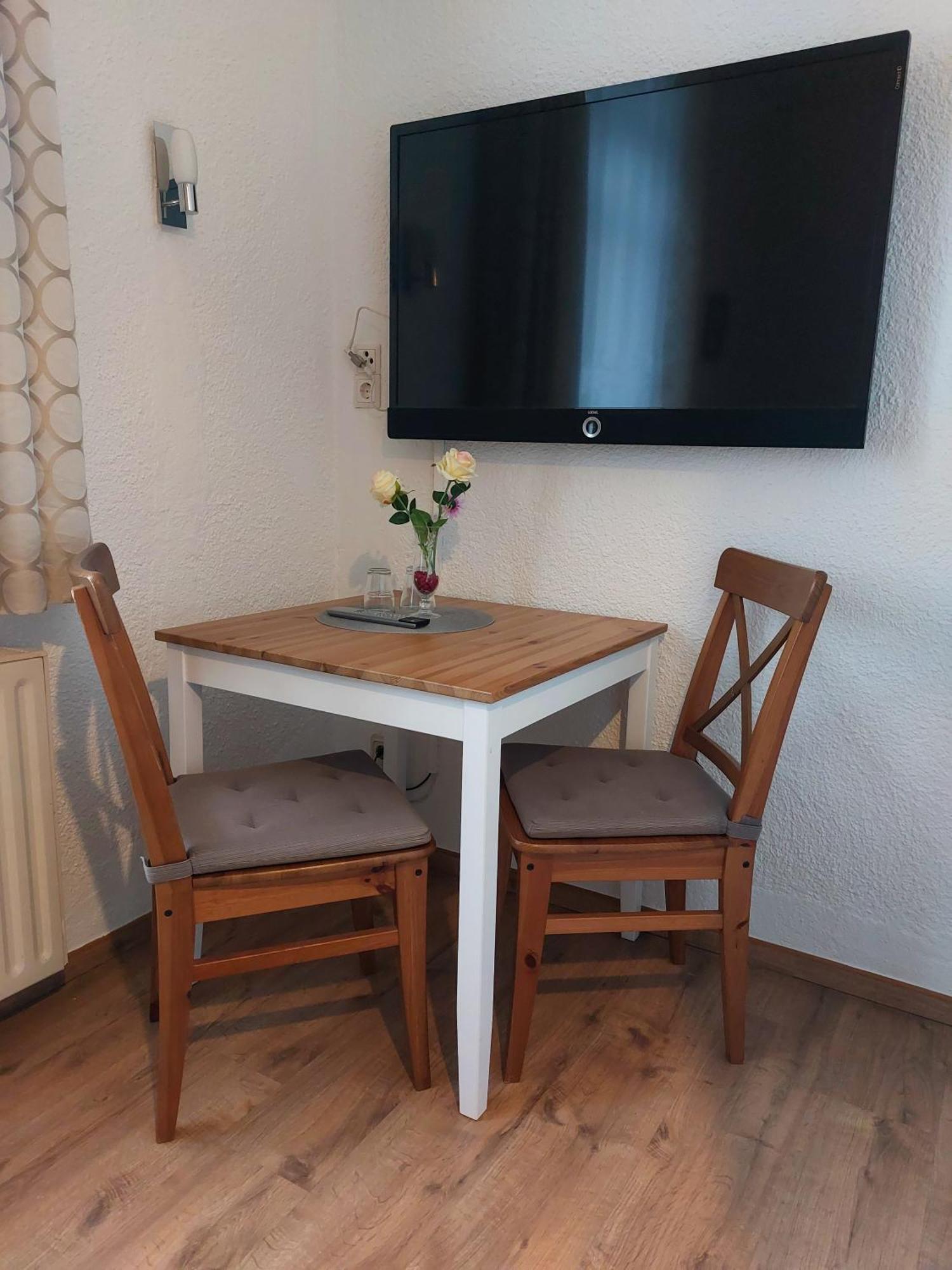 Zur Deutschen Eiche - Fruehstueckspension Und Ferienwohnungen Grossschoenau Room photo